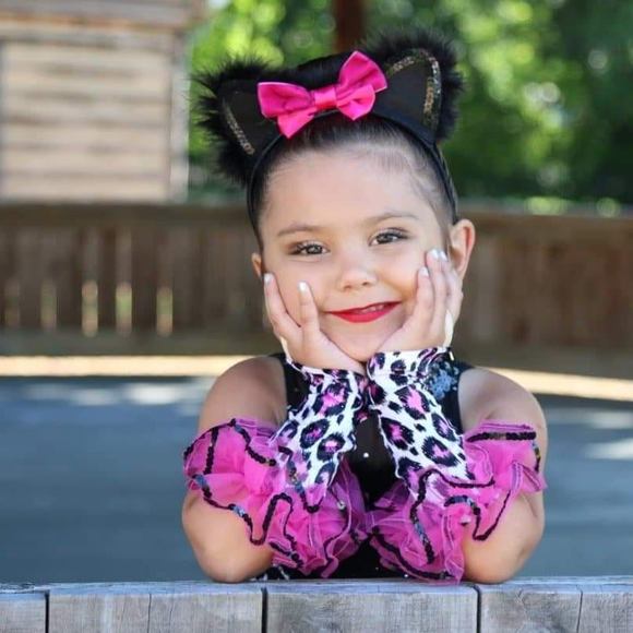 Meet your Posher, Monique - Picture 1 of 1